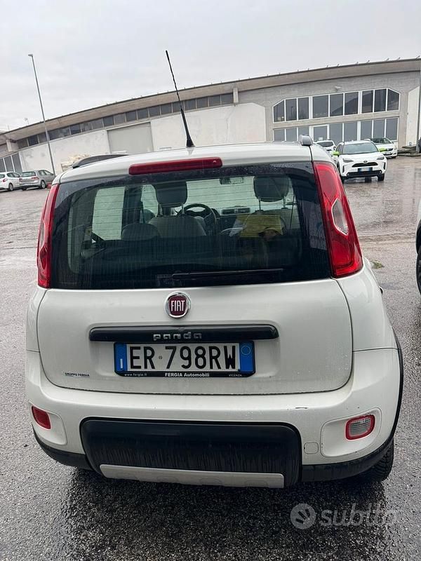 Usata Fiat Panda 4x4 75 CV (55 kW) 2013 Bianco Utilitaria