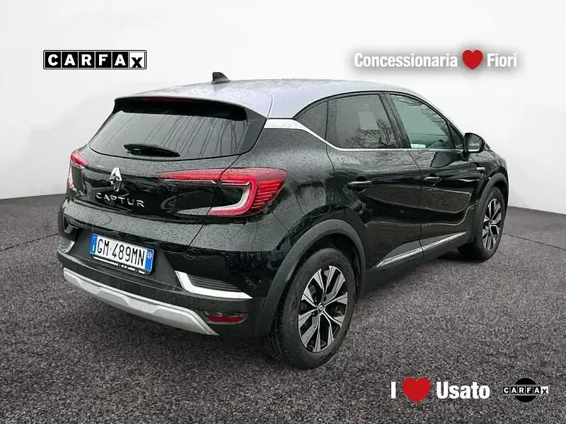 Usata Renault Captur Intens 101 CV (74 kW) 2023 Nero SUV