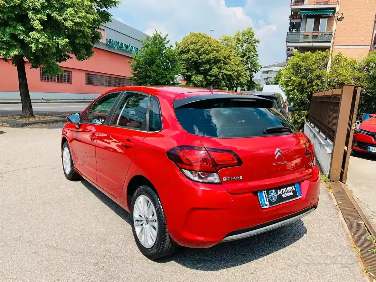Usata Citroën C4 Feel 110 CV (80 kW) 2017 Rosso Berlina