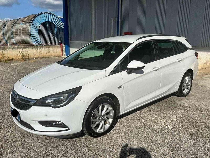 Usata Opel Astra Business 136 CV (100 kW) 2019 Bianco(met.) Station wagon