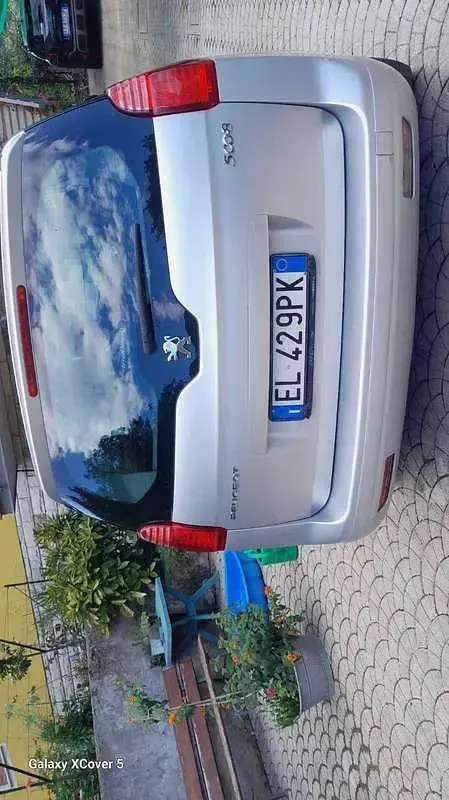 Usata Peugeot 5008 Family 111 CV (81 kW) 2012 Monovolume