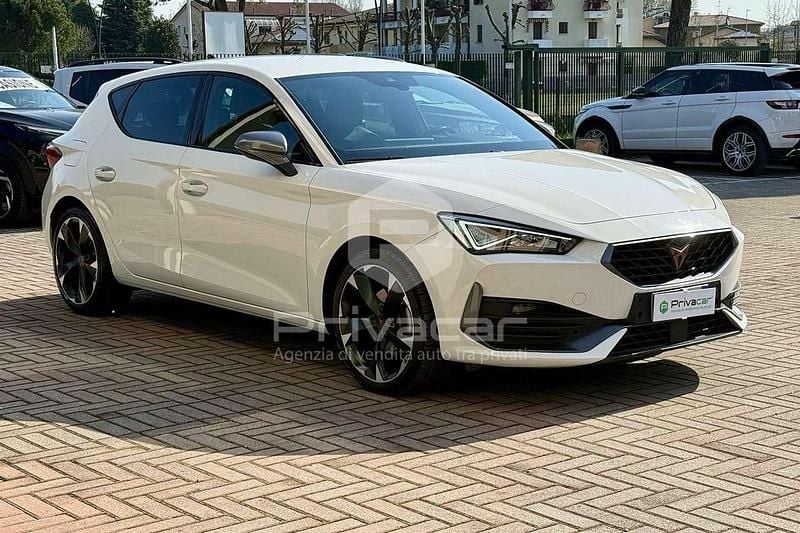 Usata Cupra Leon 150 CV (110 kW) 2024 Bianco Utilitaria
