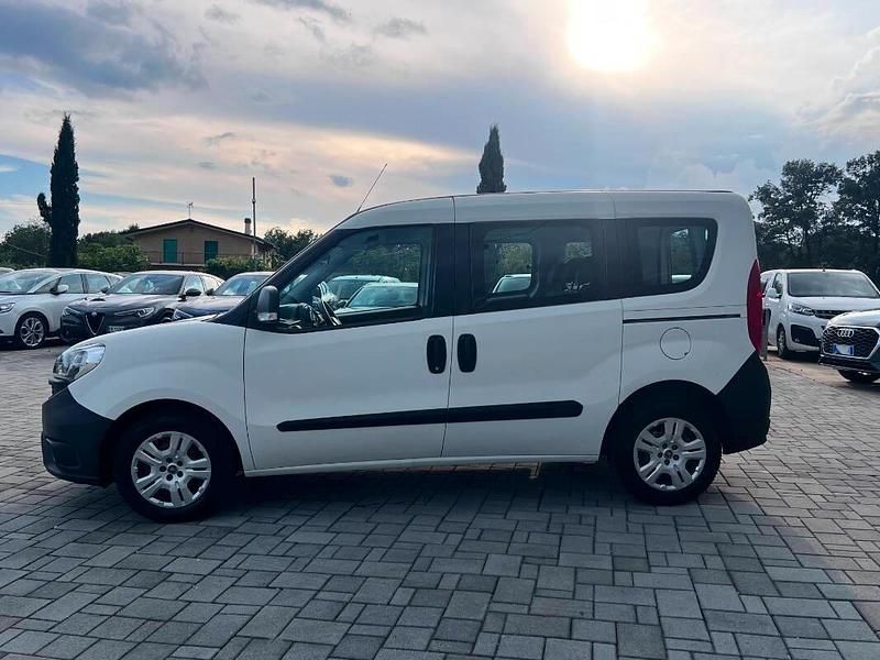 Usata Fiat Doblò 95 CV (69 kW) 2017 Bianco Monovolume