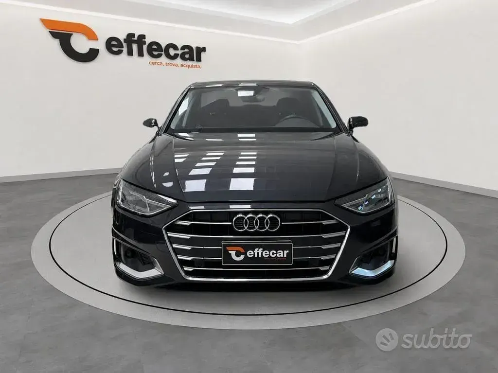 Usata Audi A4 Advanced 163 CV (119 kW) 2022 Grigio Berlina
