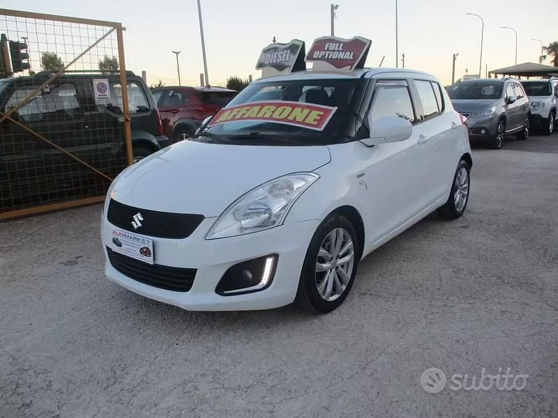 Usata Suzuki Swift 74 CV (54 kW) 2016 Bianco Utilitaria