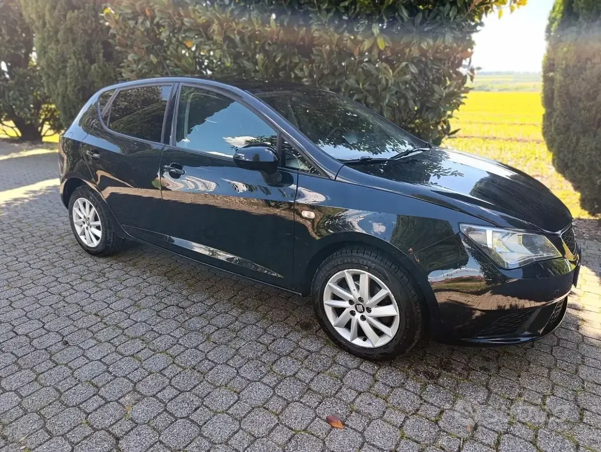 Usata Seat Ibiza Style 75 CV (55 kW) 2014 Nero Berlina