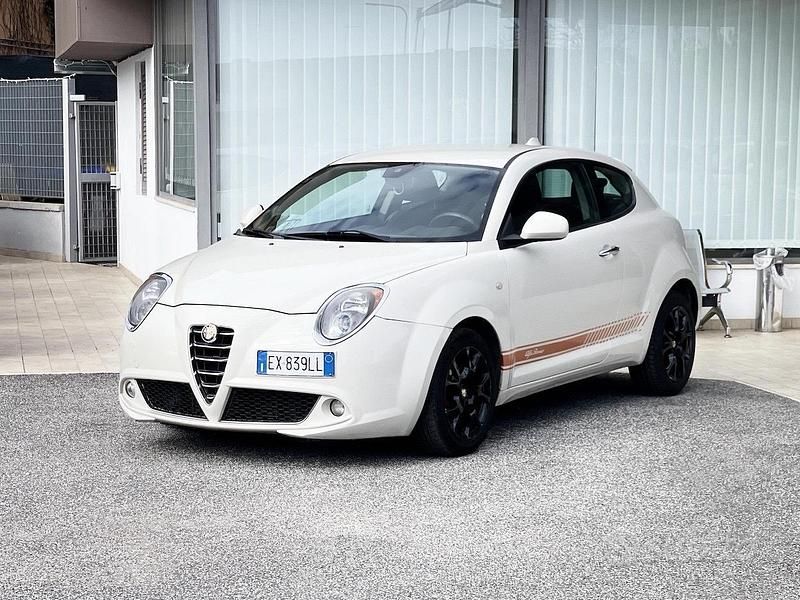 Usata Alfa Romeo MiTo 85 CV (62 kW) 2014 Beige Utilitaria