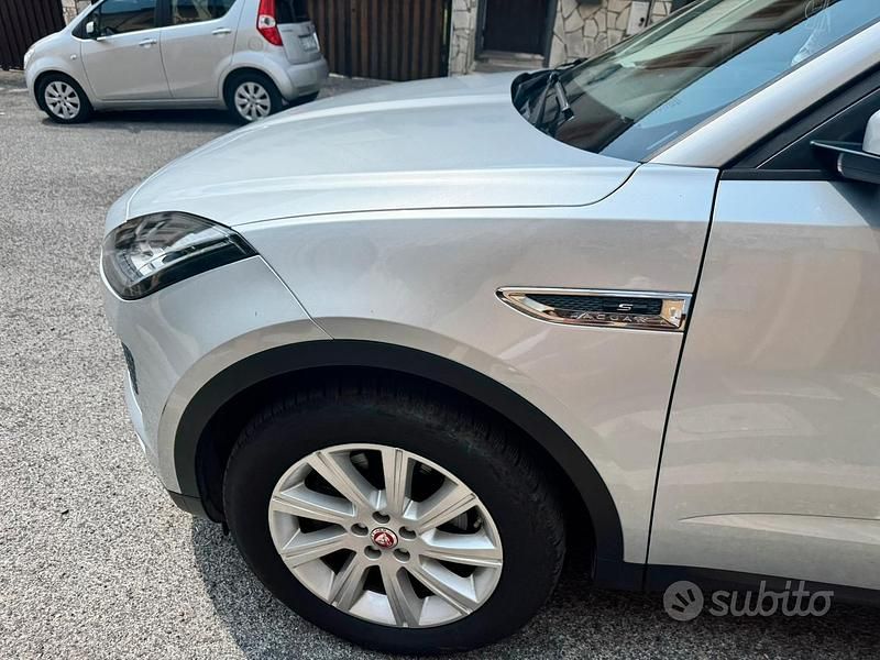 Occasion Jaguar E-Pace 160 ch (117 kW) 2019 Gris SUV