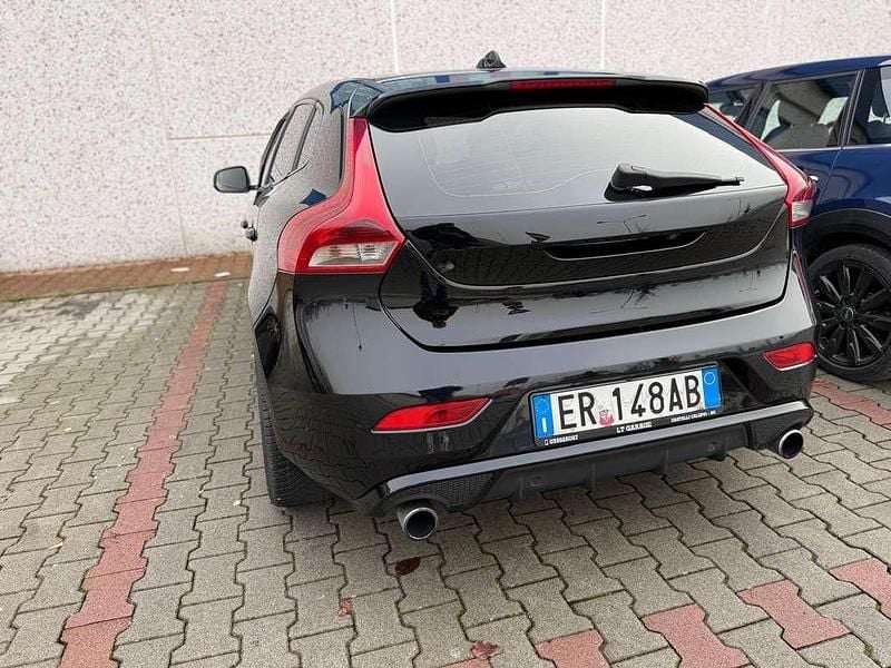 Usata Volvo V40 R-Design Kinetic 114 CV (83 kW) 2013 Berlina