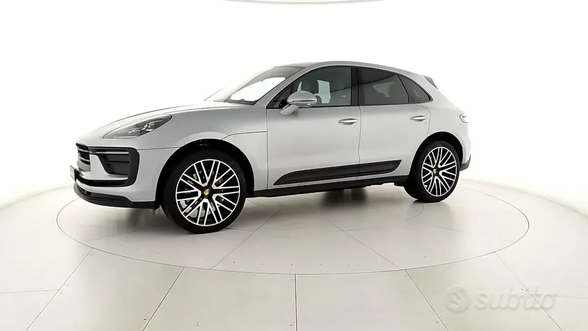 Usata Porsche Macan 265 CV (194 kW) 2023 Grigio SUV
