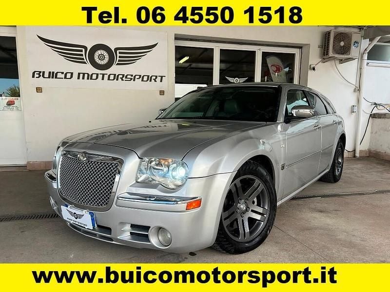Usata Chrysler 300C Touring 218 CV (160 kW) 2008 Argento Station wagon