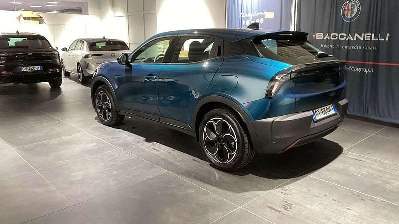 Usata Alfa Romeo Junior 114 kW (156 CV) 2025 Blu/azzurro SUV