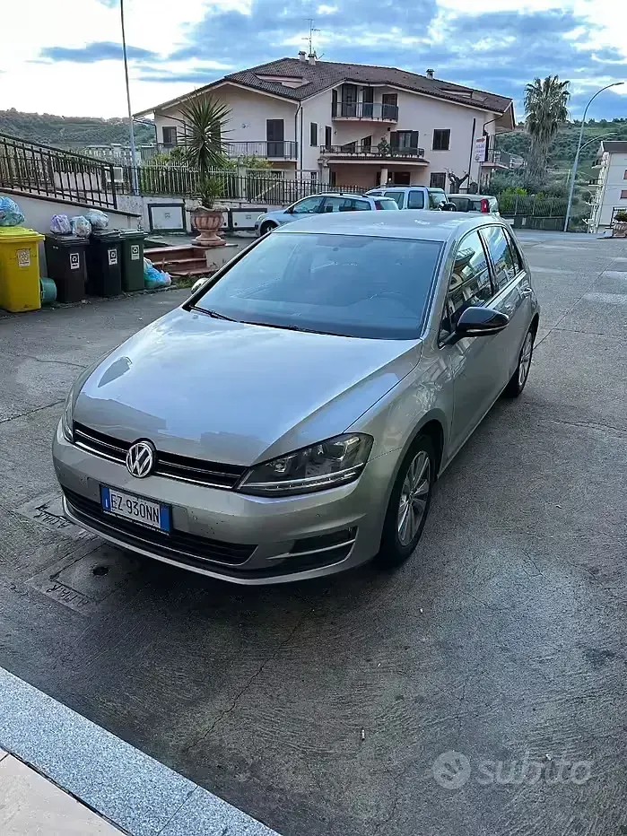 Usata VW Golf VII 110 CV (80 kW) 2015 Grigio Berlina