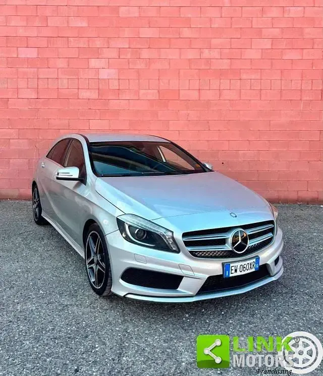 Usata Mercedes A200 Premium 136 CV (100 kW) 2014 Grigio Utilitaria