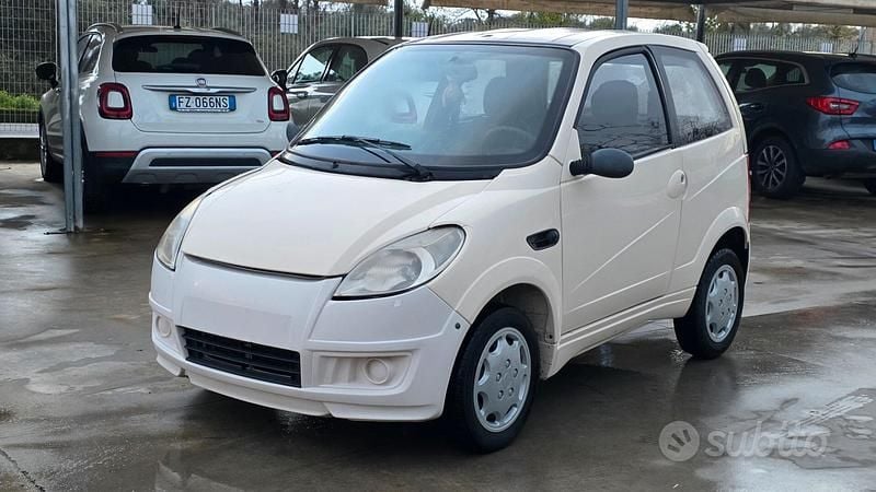 Usata Ligier Dué First 10 CV (7 kW) 2012 Beige Utilitaria