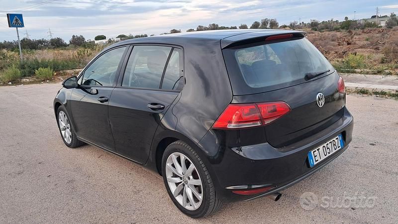 Usata VW Golf VII 110 CV (80 kW) 2013 Nero Berlina