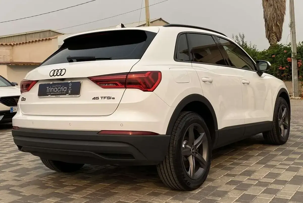 Usata Audi Q3 Business 245 CV (180 kW) 2022 Bianco SUV