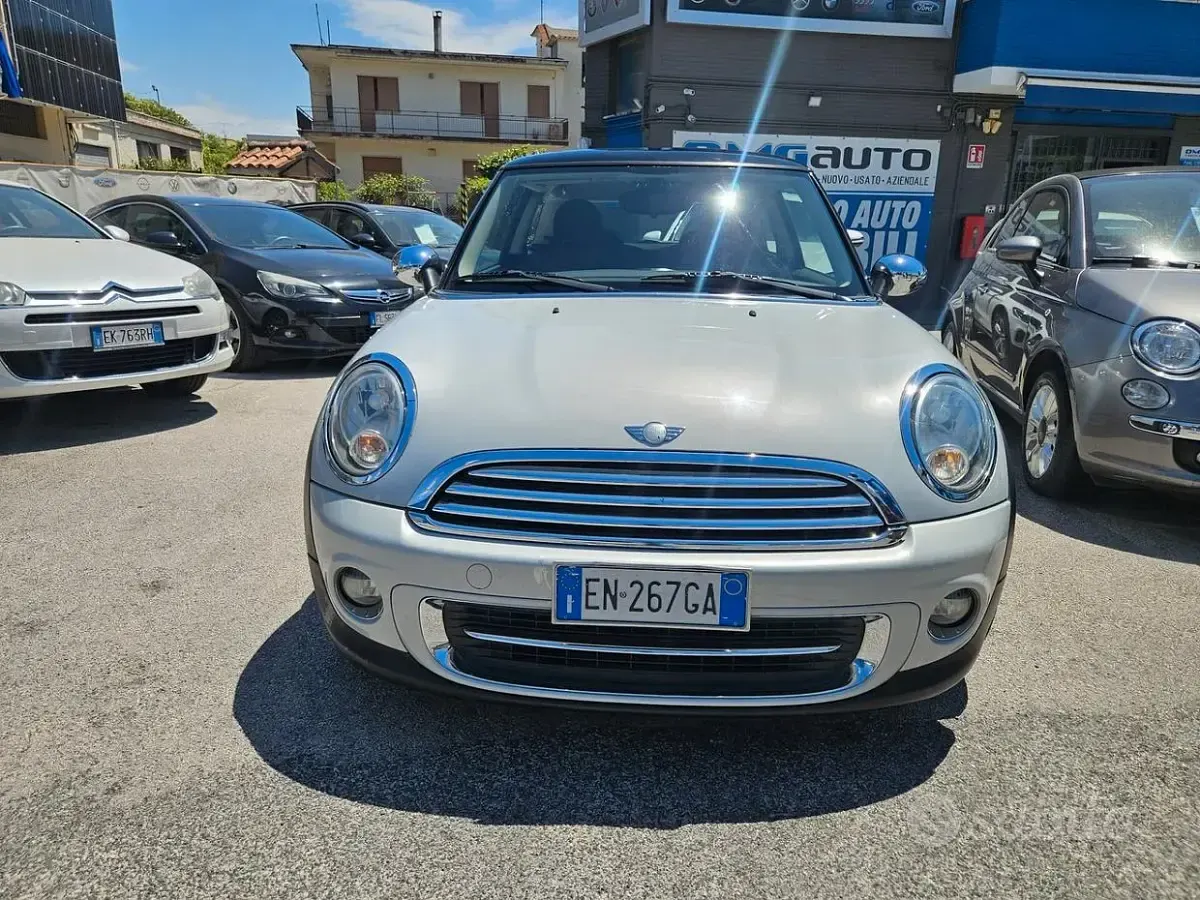 Usata Mini Cooper 122 CV (89 kW) 2012 Grigio Utilitaria