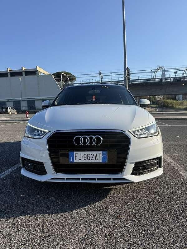 Usata Audi A1 Sportback Sport 90 CV (66 kW) 2017 Utilitaria