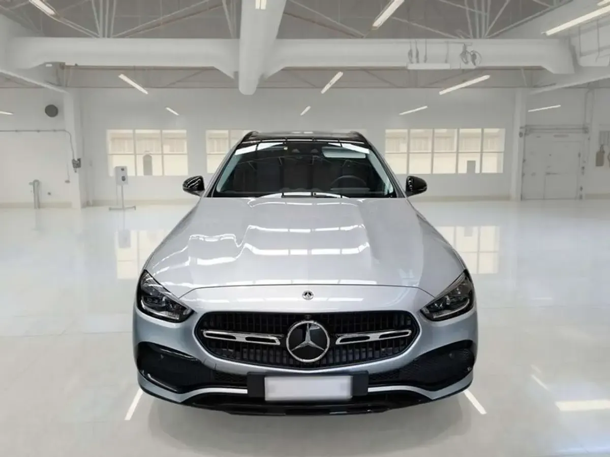 Usata Mercedes C220 Premium Plus 200 CV (147 kW) 2022 Grigio Station wagon