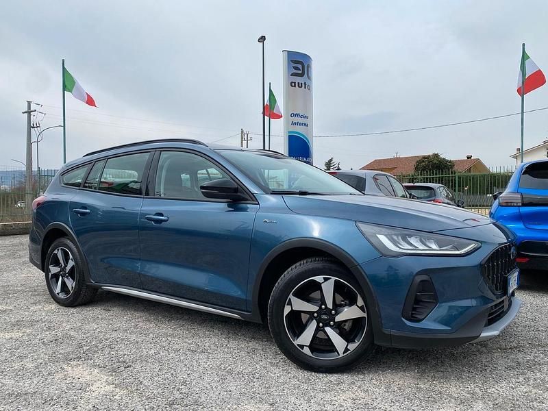 Usata Ford Focus Active 125 CV (91 kW) 2023 Blu Station wagon
