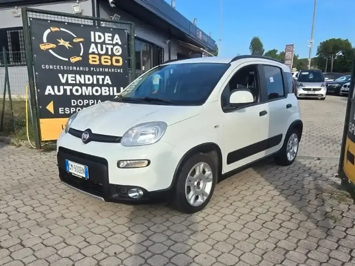 Usata Fiat Panda 69 CV (50 kW) 2022 Utilitaria