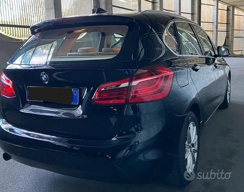 Usata BMW 216 Active Tourer Luxury Line 102 CV (75 kW) 2017 Nero Monovolume