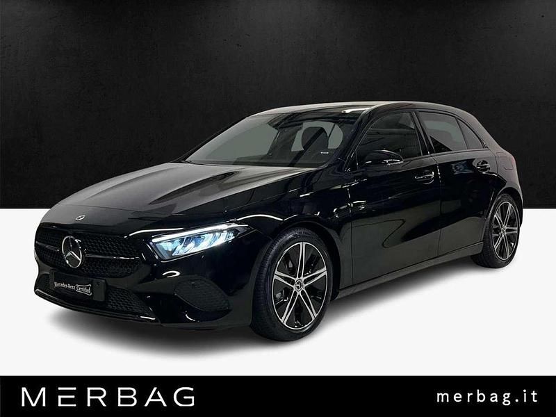 Nuova Mercedes A180 Business 116 CV (85 kW) 2025 Nero Utilitaria