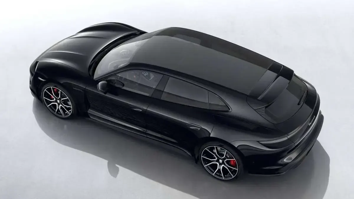 Usata Porsche Taycan Sport Turismo 419 kW (571 CV) 2023 Nero jet Station wagon
