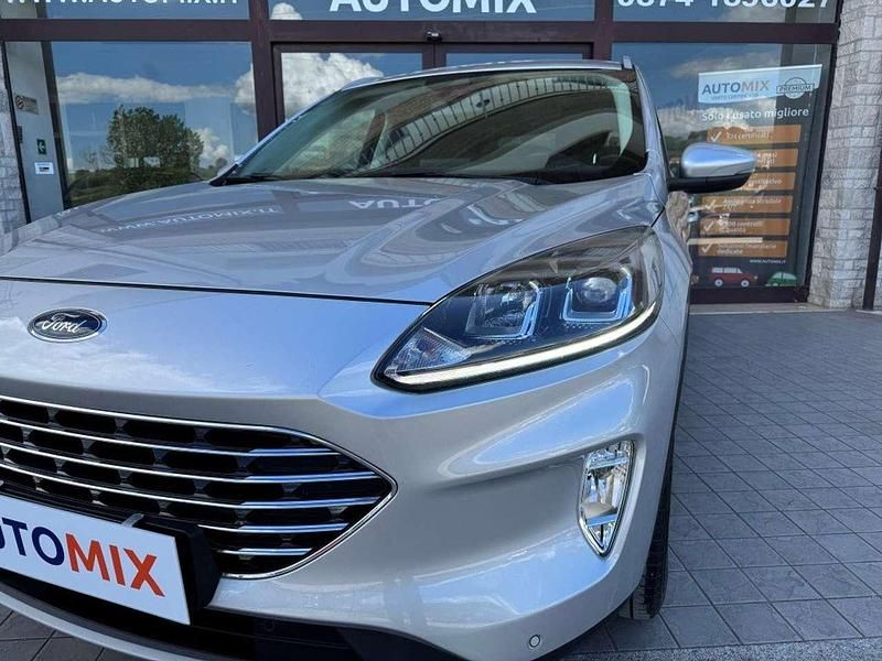 Usata Ford Kuga Titanium 120 CV (88 kW) 2020 Argento SUV