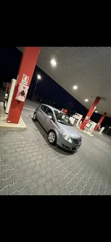 Usata Opel Corsa 90 CV (66 kW) 2007 Utilitaria