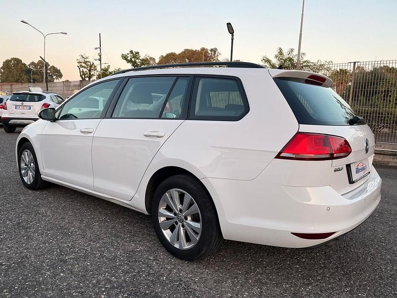 Usata VW Golf VII Business 150 CV (110 kW) 2017 Bianco Station wagon