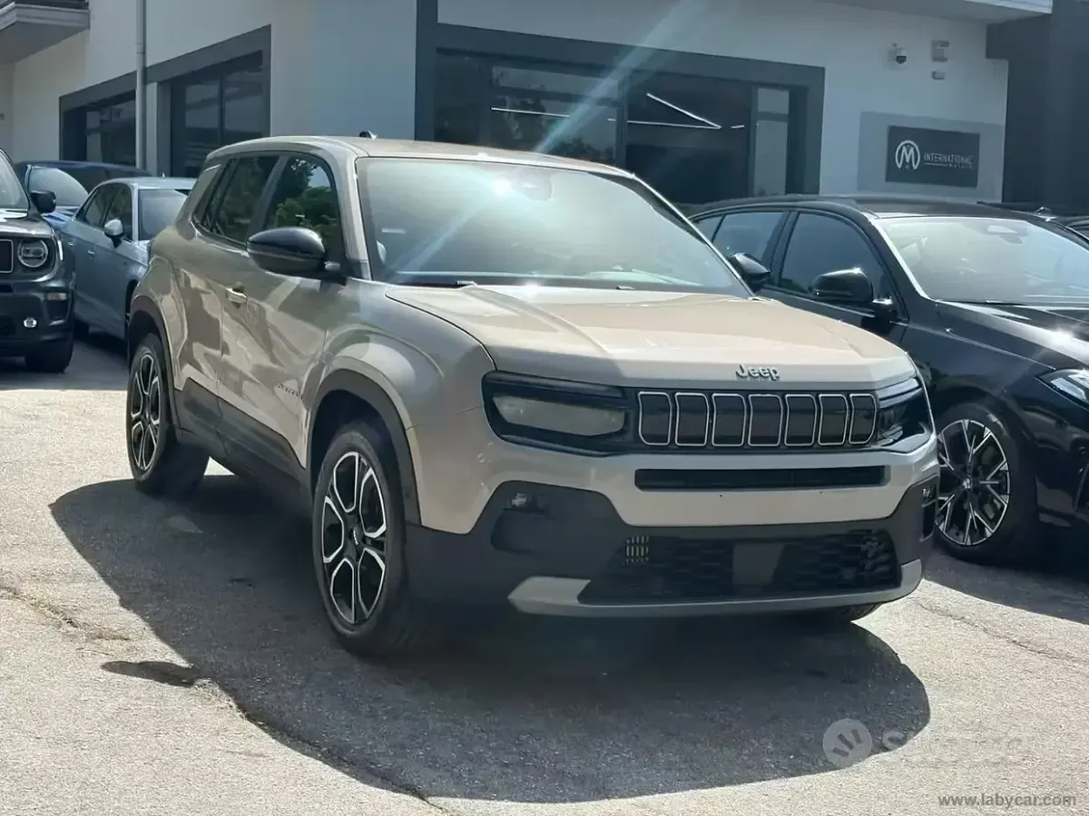 Usata Jeep Avenger Summit 101 CV (74 kW) 2025 Giallo SUV
