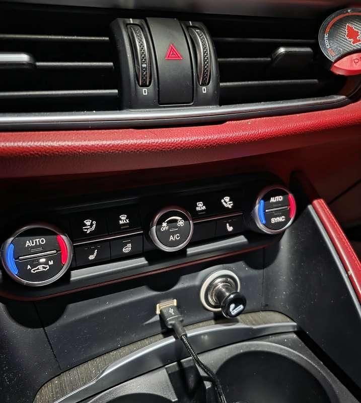 Usata Alfa Romeo Stelvio Ti 209 CV (153 kW) 2020 SUV
