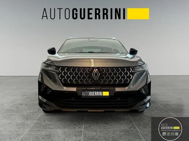 Nuova Renault Austral Techno 199 CV (146 kW) 2026 Grigio scuro SUV