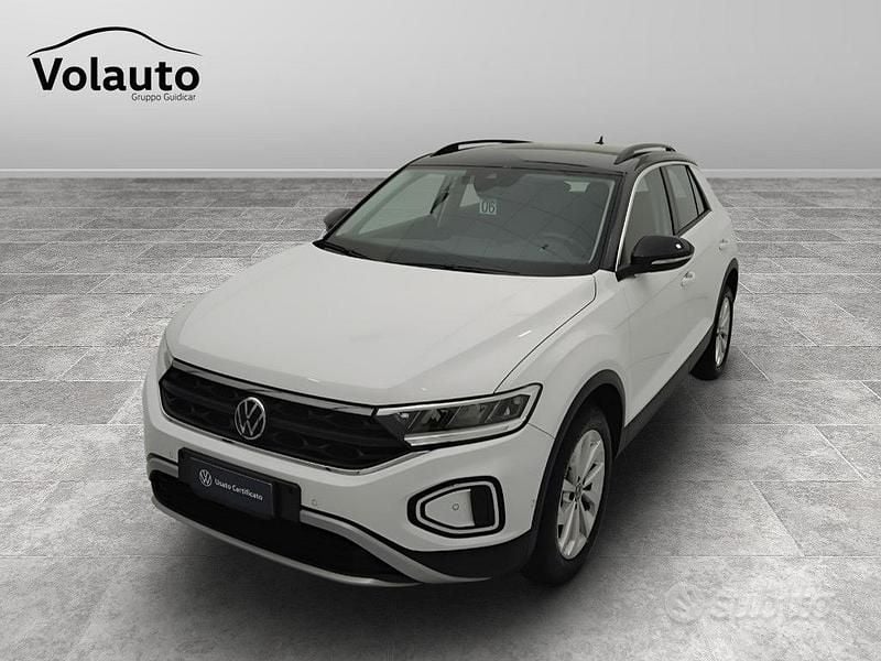 Bianco Usata 2022 VW T-Roc Life SUV | 18.300 € (Ottimo prezzo) - Immagine 1/4