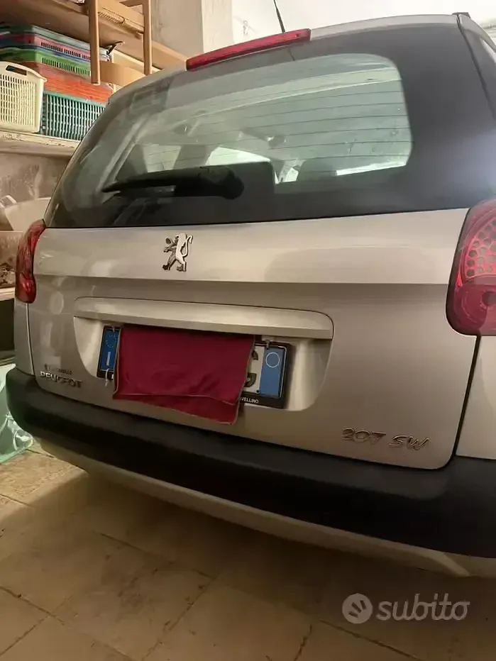 Käytetty Peugeot 207 Sport 90 HP (66 kW) 2008 Harmaa Farmari