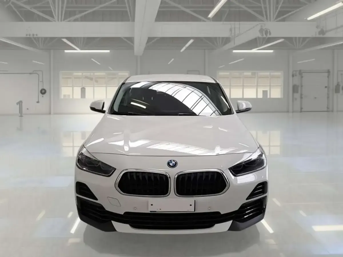 Usata BMW X2 125 CV (91 kW) 2023 Bianco SUV