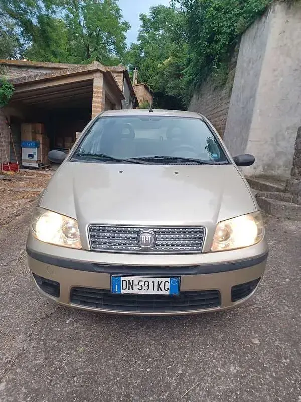Usata Fiat Punto Classica 69 CV (50 kW) 2008 Utilitaria