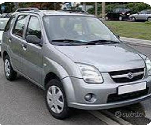 Usata 2001 Suzuki Ignis Due volumi | 2789 € (Cara) - Immagine 1/1