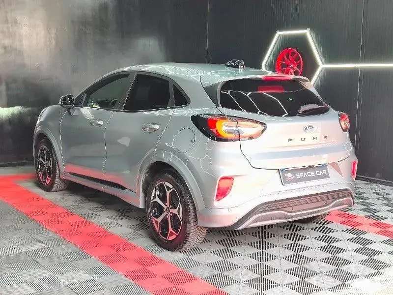 Usata Ford Puma 124 CV (91 kW) 2025 Grigio SUV