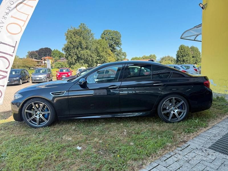 Usata BMW M5 Efficient Dynamics 575 CV (422 kW) 2015 Nero Berlina