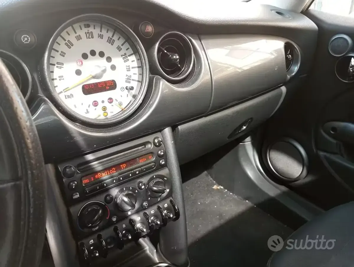 Usata Mini ONE 90 CV (66 kW) 2005 Verde Utilitaria
