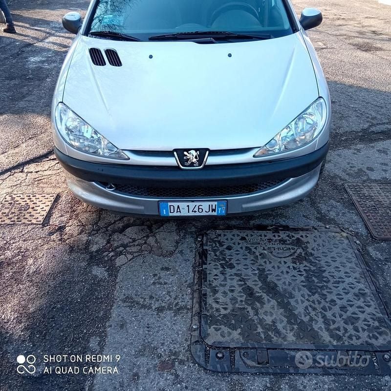 Usata Peugeot 206 75 CV (55 kW) 2006 Grigio Berlina