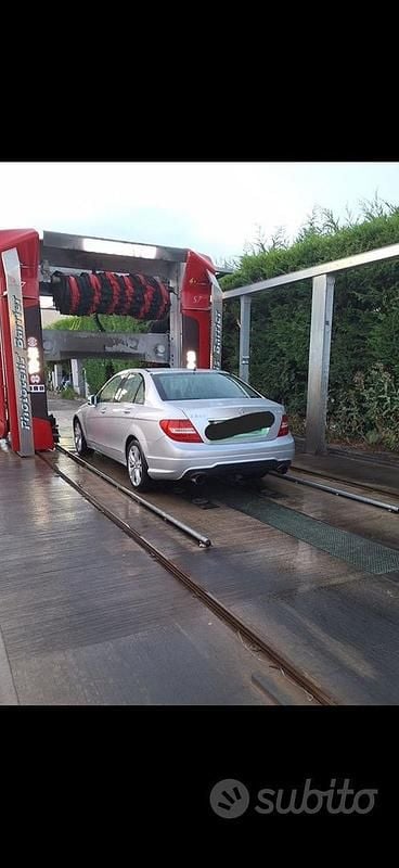 Usata Mercedes C200 200 CV (147 kW) 2012 Grigio Berlina