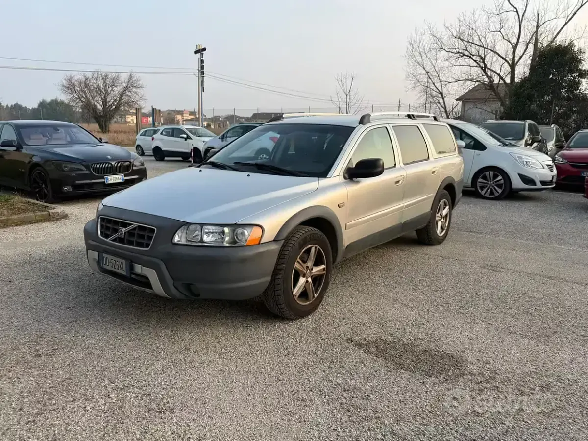 Usata Volvo V70 Summum 163 CV (119 kW) 2006 Grigio Station wagon