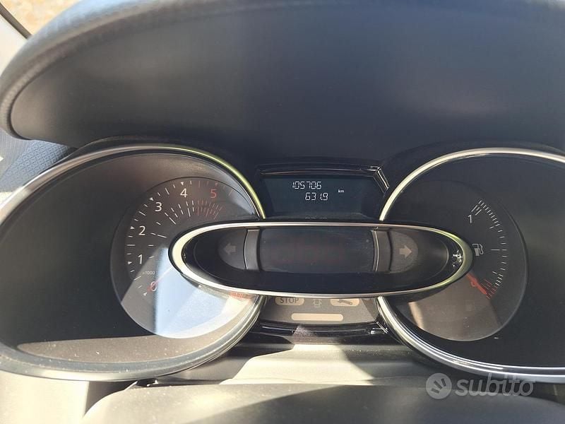 Usata Renault Clio IV 75 CV (55 kW) 2019 Grigio Berlina