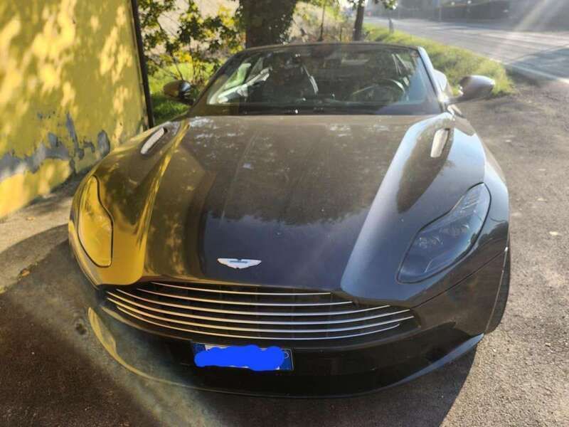 Grigio Usata 2018 Aston Martin DB11 Cabrio | 152.000 € - Immagine 1/4