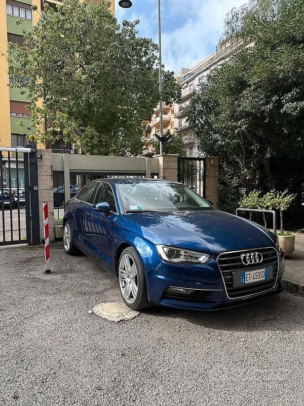 Usata Audi A3 Ambition 150 CV (110 kW) 2014 Blu Berlina
