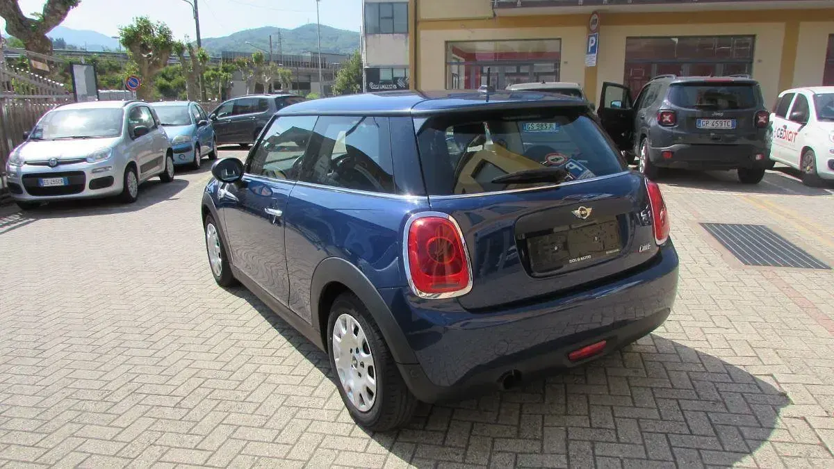 Usata Mini ONE 74 CV (54 kW) 2015 Blu Utilitaria